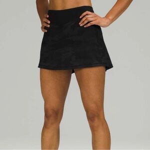LULULEMON Pace Rival Skort Size: 4